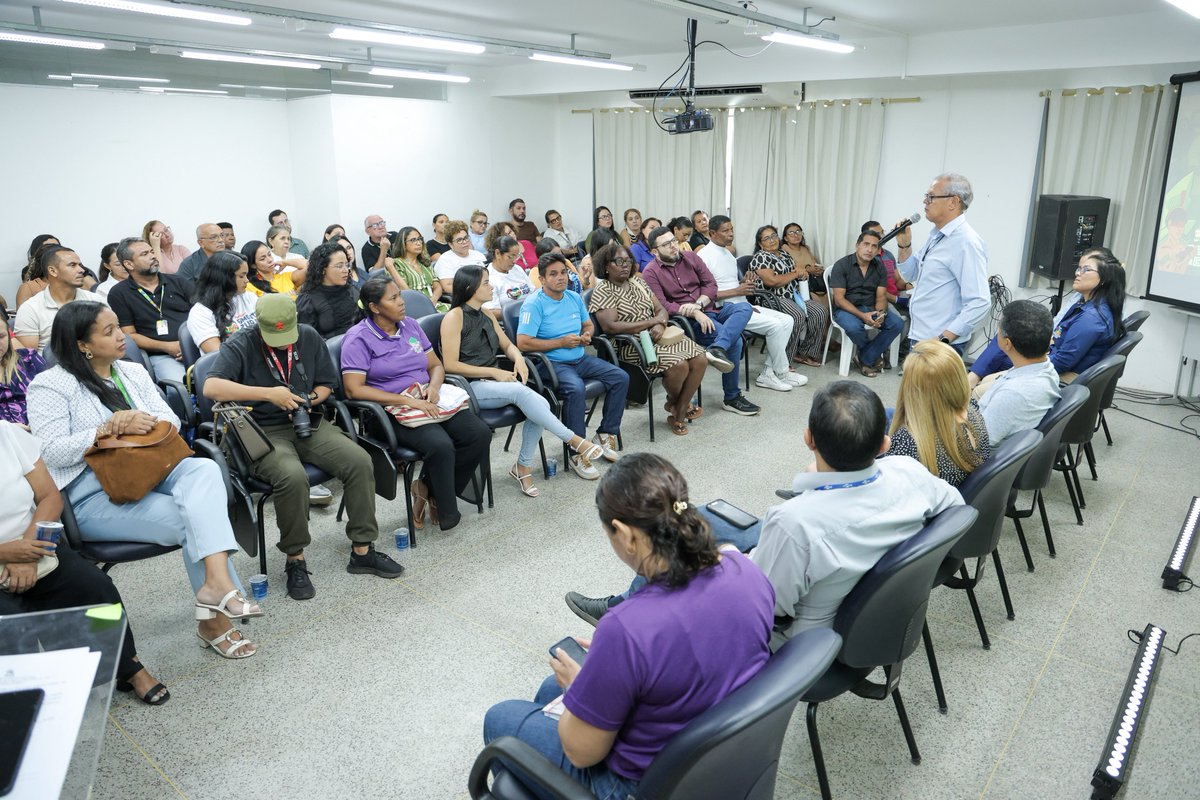 GovernoMA's tweet image. 🌾 4ª FEMAF é lançada no Maranhão! O #GovMA  reforça o compromisso com a agricultura familiar, incentivando a produção, a geração de renda e a valorização dos produtores rurais.

#GovernoMA #AgriculturaFamiliar