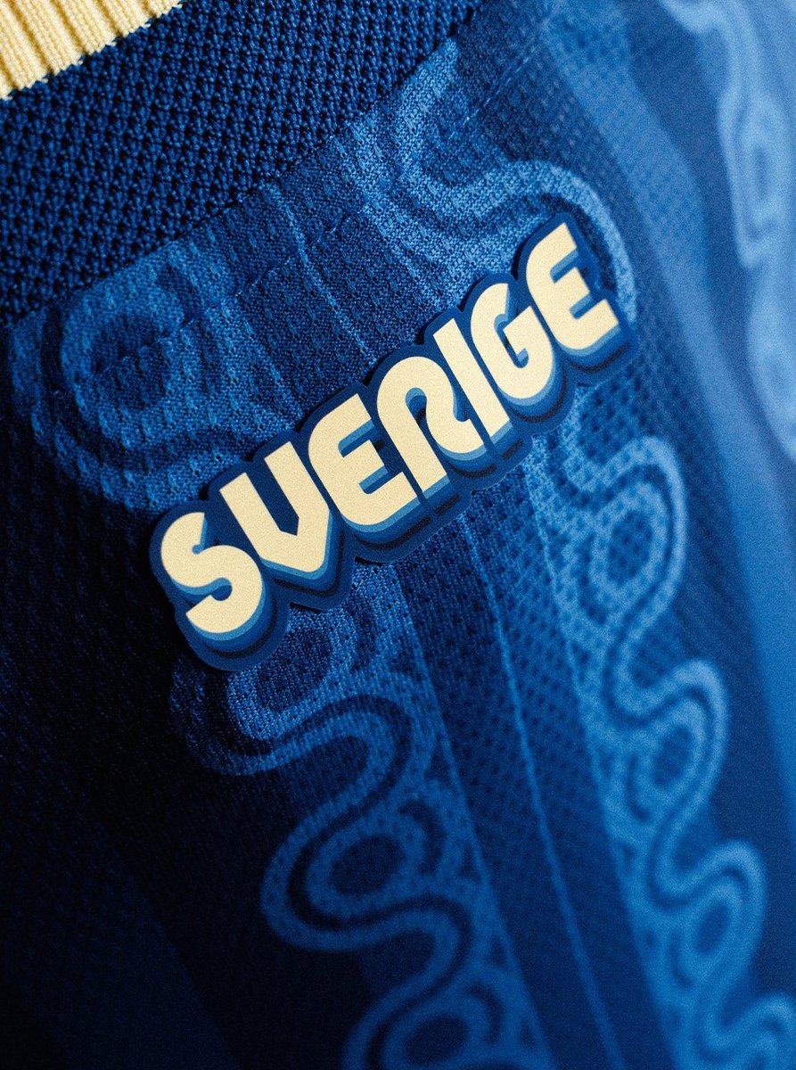 footballshirt's tweet image. The new adidas Sweden 2026 away kit has been revealed, forming the men’s national team’s alternate strip for the 2026-2027 international fixtures.

Read more: footballshirtculture.com/new-kits/swede…

#Sverige | Football Shirt Culture | Soccer Jersey | Camiseta de Futbol