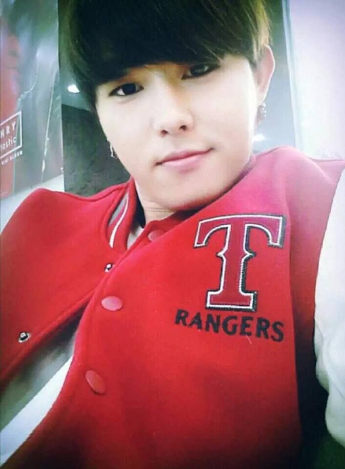 уuкı🐝 tweet media