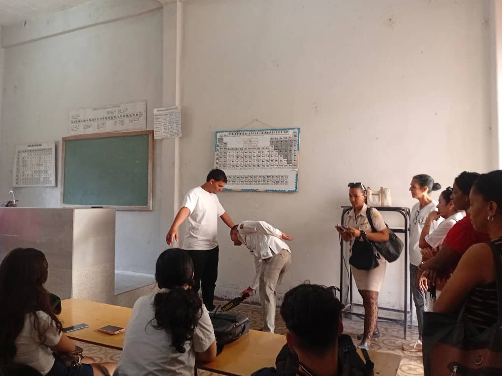 Jornada de Prevención y Detección en el Centro Escolar "Eduardo García".Detalles 👇👇👇
cienfuegos.gob.cu/es/actualidad/…