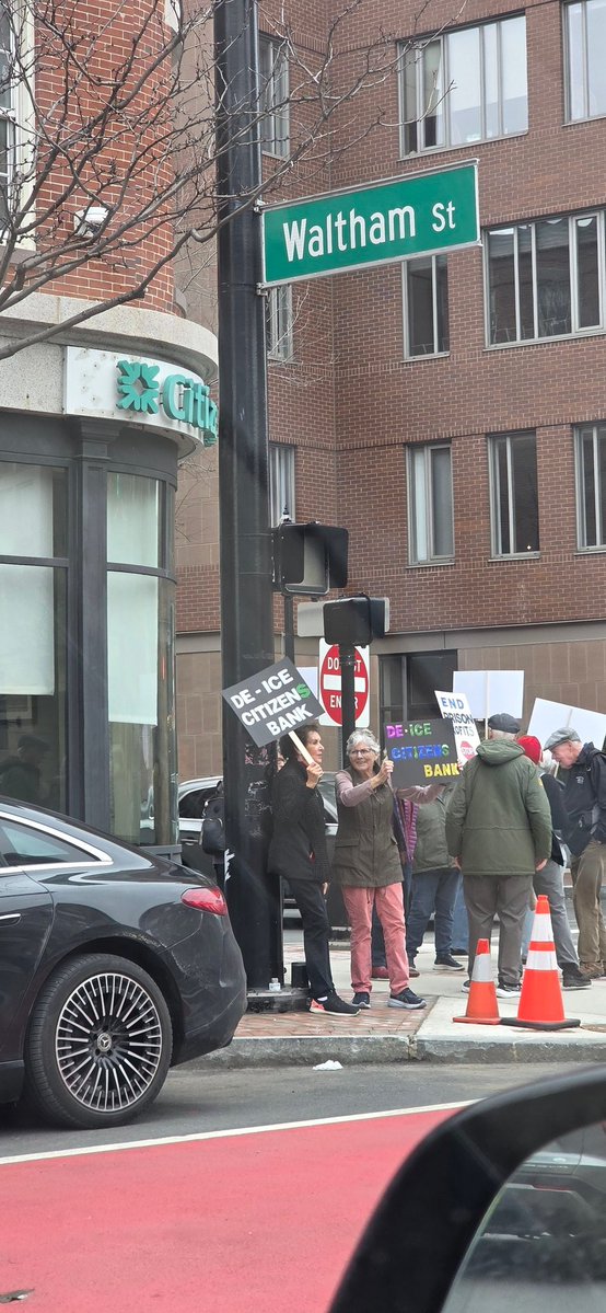 Only In Boston tweet media