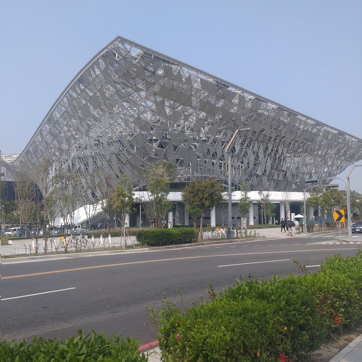 SANWA_KOUYU's tweet image. わさビーフ
初めて食べた
台湾で
ニ〜ハオ😊
#TMTS2026 に見学＆商談に来てるよ。
もちろん #紫流 を広める為だよ！
もしかして🤔
次回は誰かと、
コラボして…
出展するかも🤩
そんなワクワクする海外出張です✨
戦争の影響で
台湾の油屋さんも
価格高騰や購入量が制限されて大変らしい🫠ｵﾅｼﾞﾀﾞ