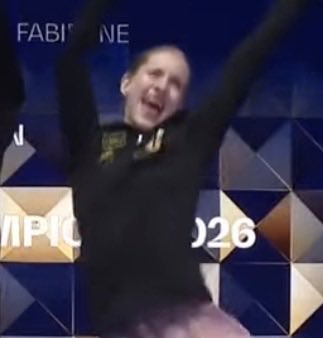 tom 📀 tweet media