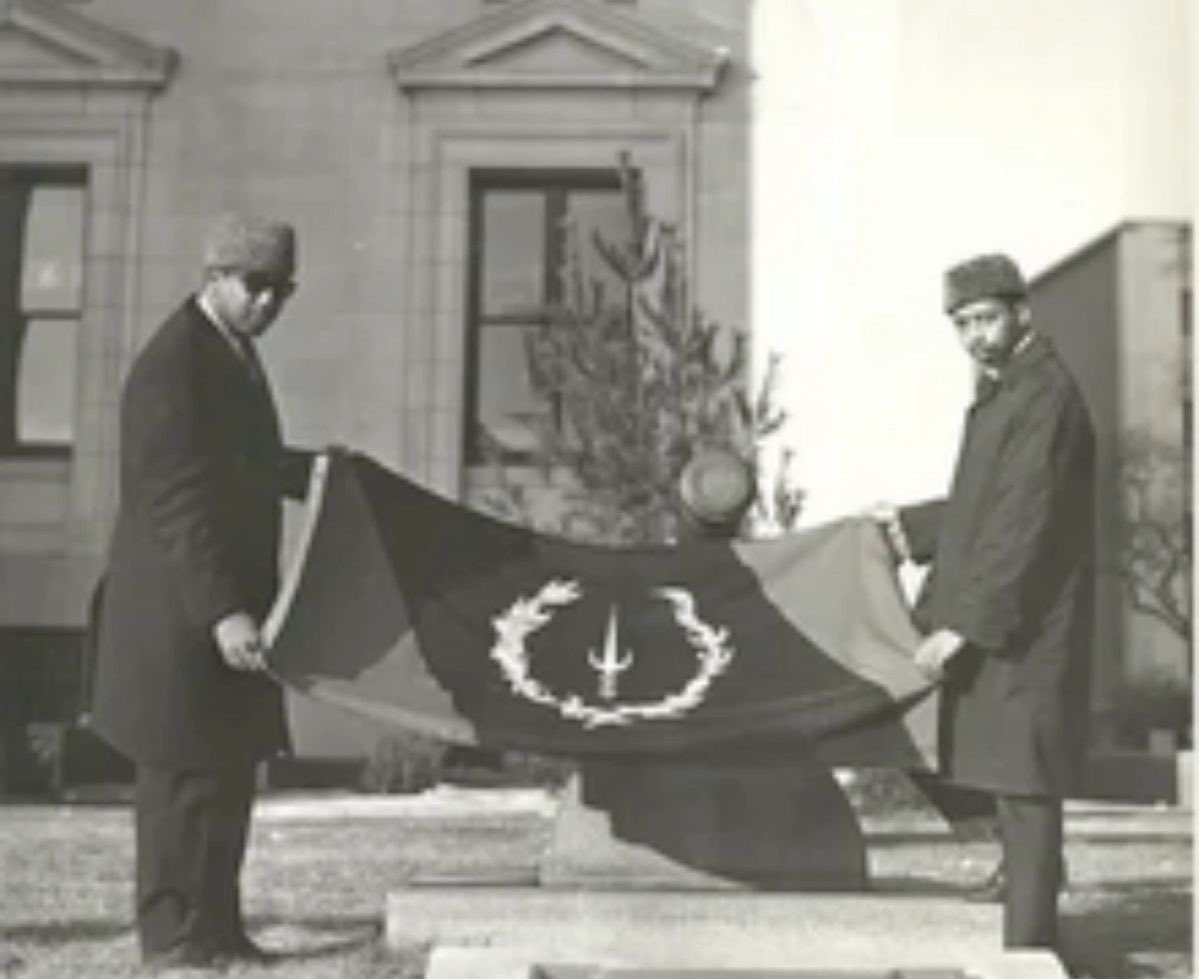 zero ☭ tweet media