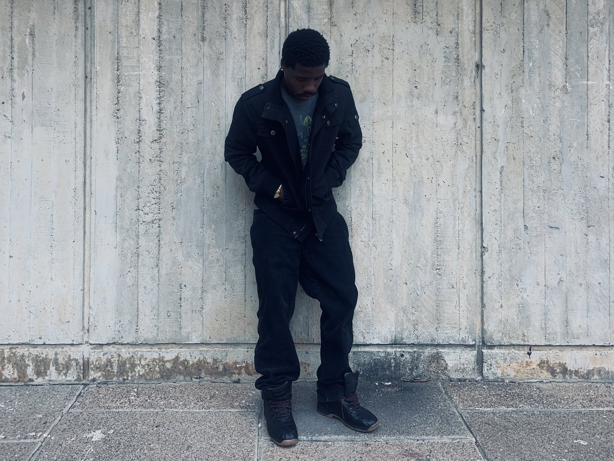 Omotolani Sholaja. tweet media