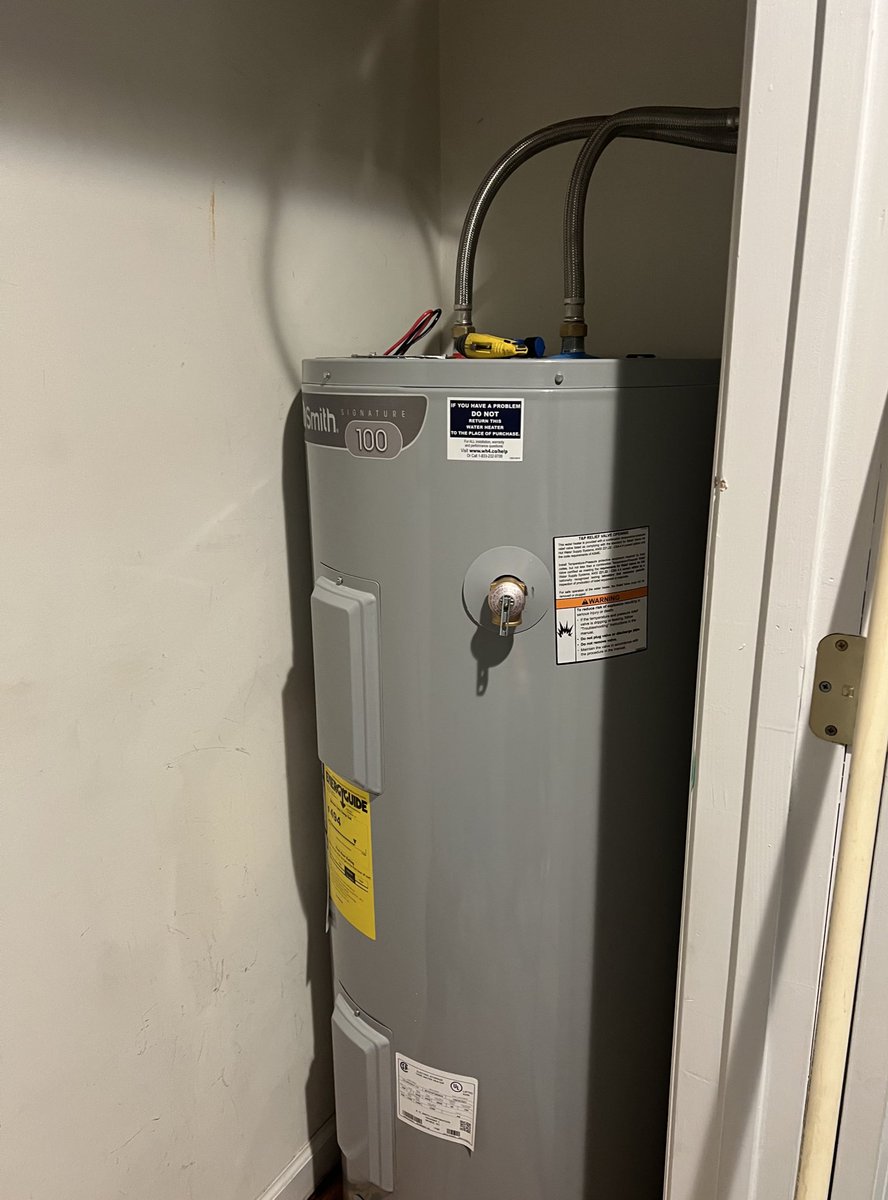 𝒜𝓁𝓁𝒾 tweet media