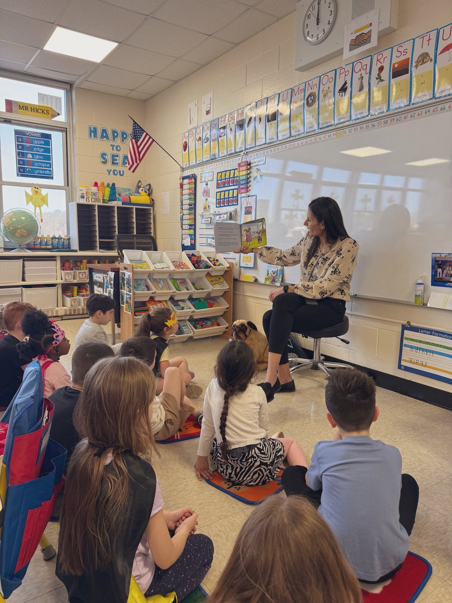 Miss_Arabio's tweet photo. Finishing up our Pet Study with a very special author &amp; story! Thank you @prekteachernj for sharing your story with us! #OTES @MLopusznick ❤️🐶 https://t.co/AyPvMuVJXc