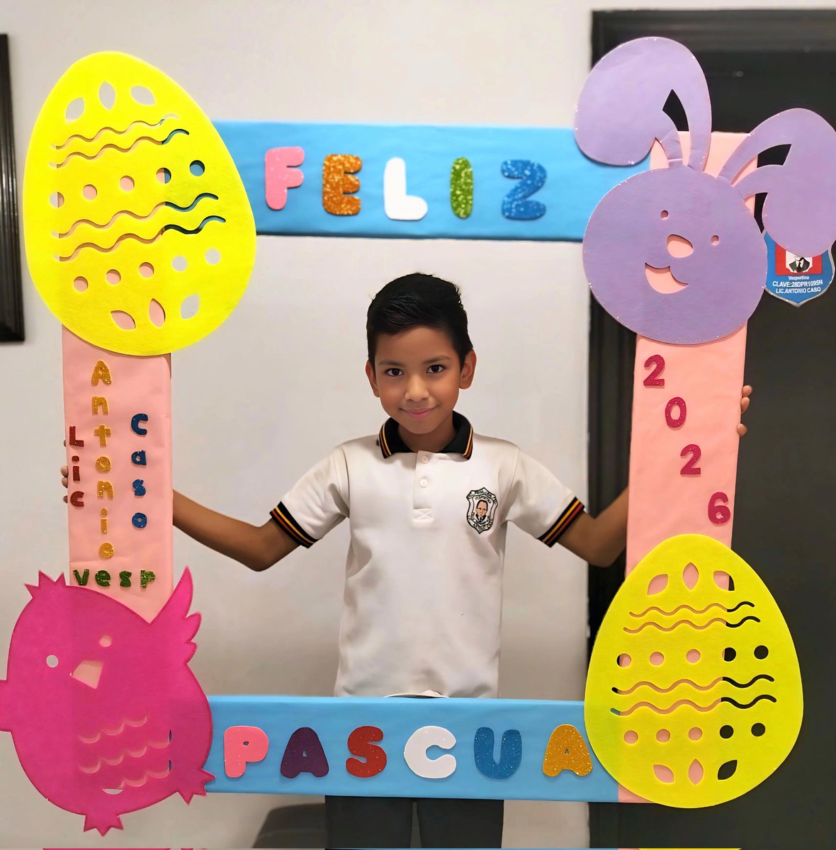 jorgeivan1286's tweet photo. 🐰🥚buenas tardes como #ANDAMIOS
pura #diversión🙂‍↔️ felices estos niños✌🏻 https://t.co/vNqC8CJkiC