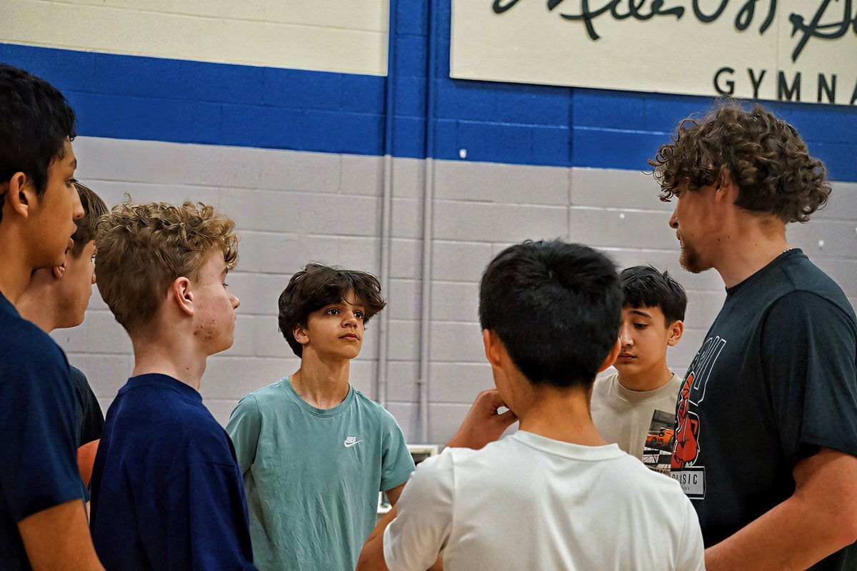 play_neelite's tweet photo. Not over yet BUT it’s been a tremendous week of team practices‼️ All grade levels are working exceptionally hard to prepare for tournaments beginning in just a few weeks 📸⬇️ https://t.co/qPzAoXWVd7