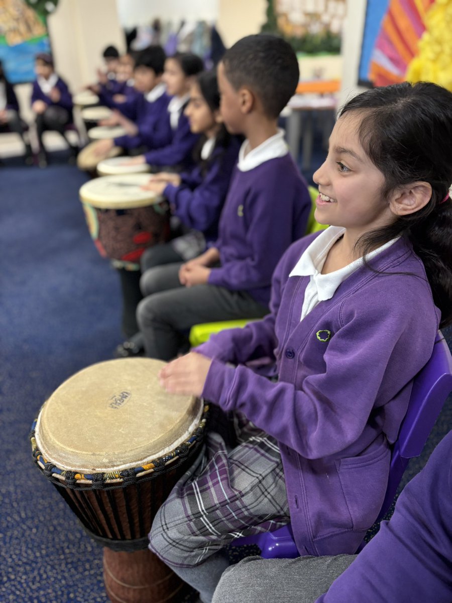 olive_bolton's tweet photo. Thursdays are for drumming in Year 3 #WeAreStar #Drumming #Djembe #Ambition #WeAreStar #Respect #LoveLearning #Wellbeing https://t.co/2Ss5DxnPZL
