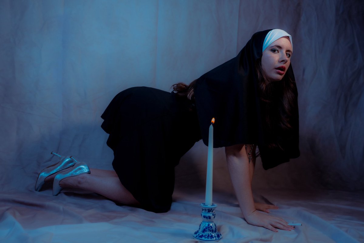 tomato girl tweet media