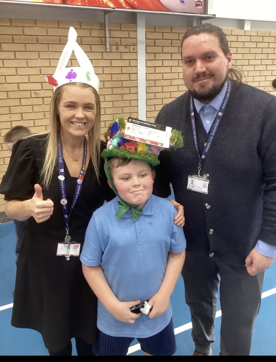 AbbotsLeaSchool's tweet photo. 🐰🎀 Easter Bonnet Parade 🎀🐰

So much creativity on show at our parade—every bonnet was brilliant! 🌸✨

Well done to all who took part, and a big congratulations to our winners 🏆👏

#EasterCelebration #BonnetParade https://t.co/P0qHGwxlch