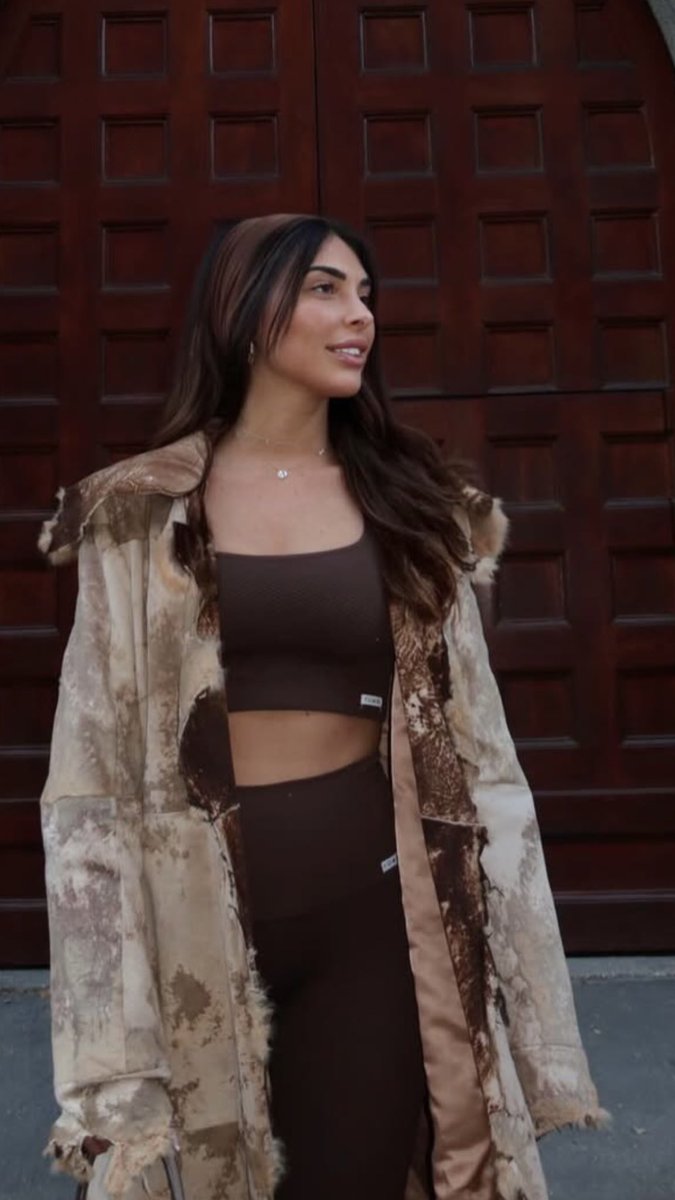 kristin0169's tweet image. La sua bellezza semplice sono seduzione, fascino, mistero…Non apparenza. ❤️ #sergetti #gr7