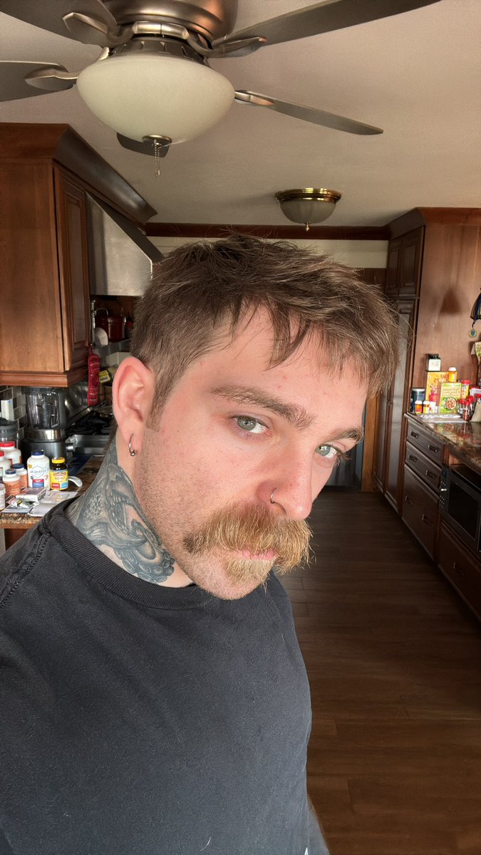 star killer(ง'̀-'́)ง tweet media