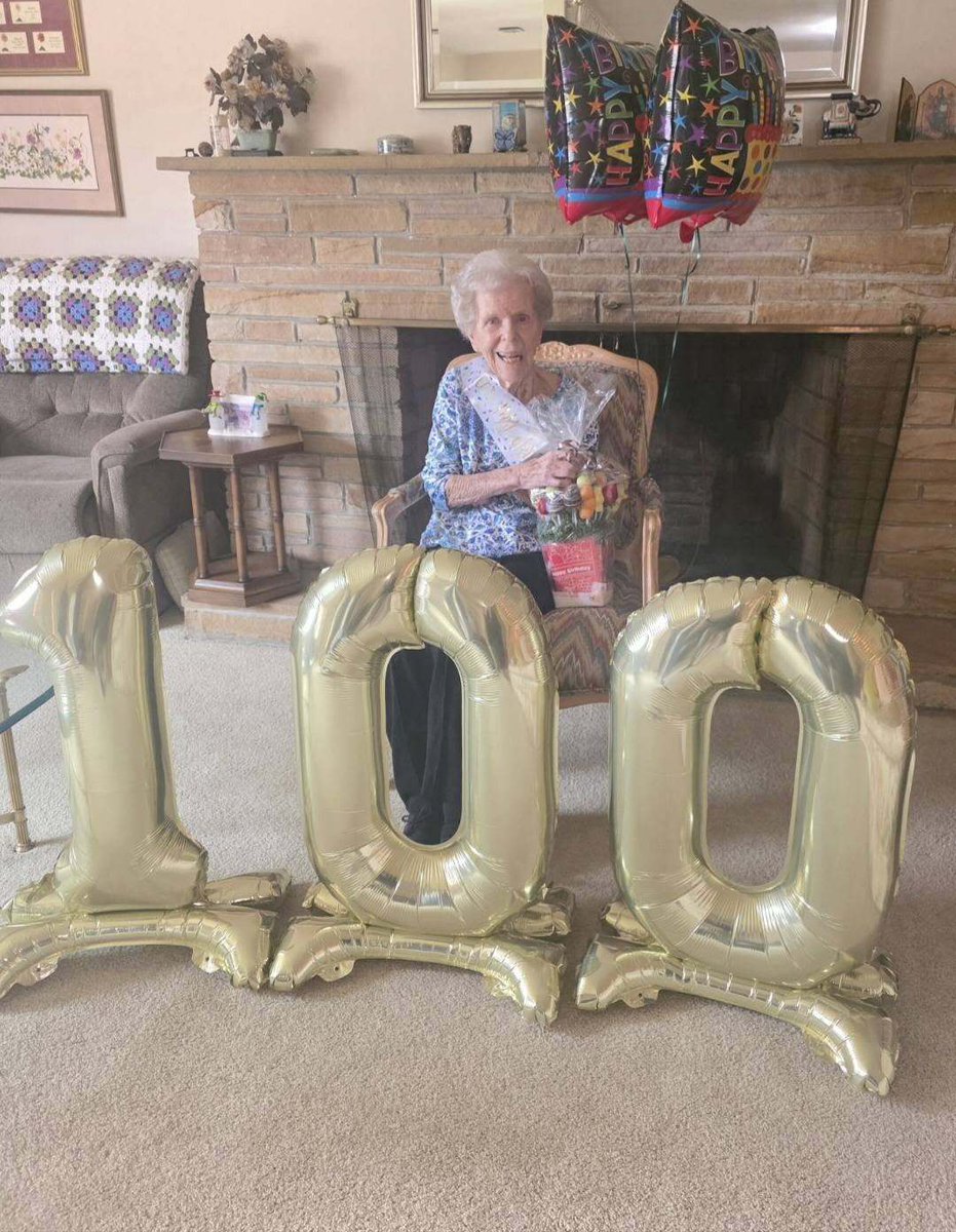 rightathomeUS tweet media