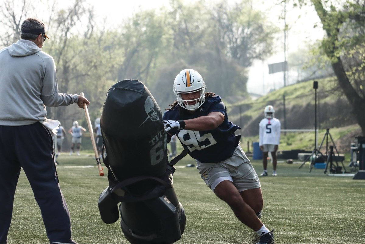 Ryan Bell tweet media