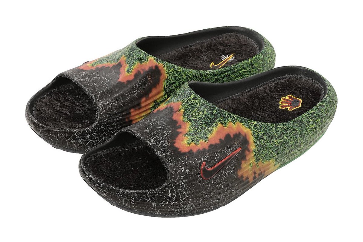 SoleRetriever's tweet photo. FIRST LOOK: .SWOOSH x Nike ReactX Rejuven8 Slide “Touch Grass” 🌱 

🗓️ Summer 2026
📝 IR0459-001
💵 $85 https://t.co/4VQ1UAas9S