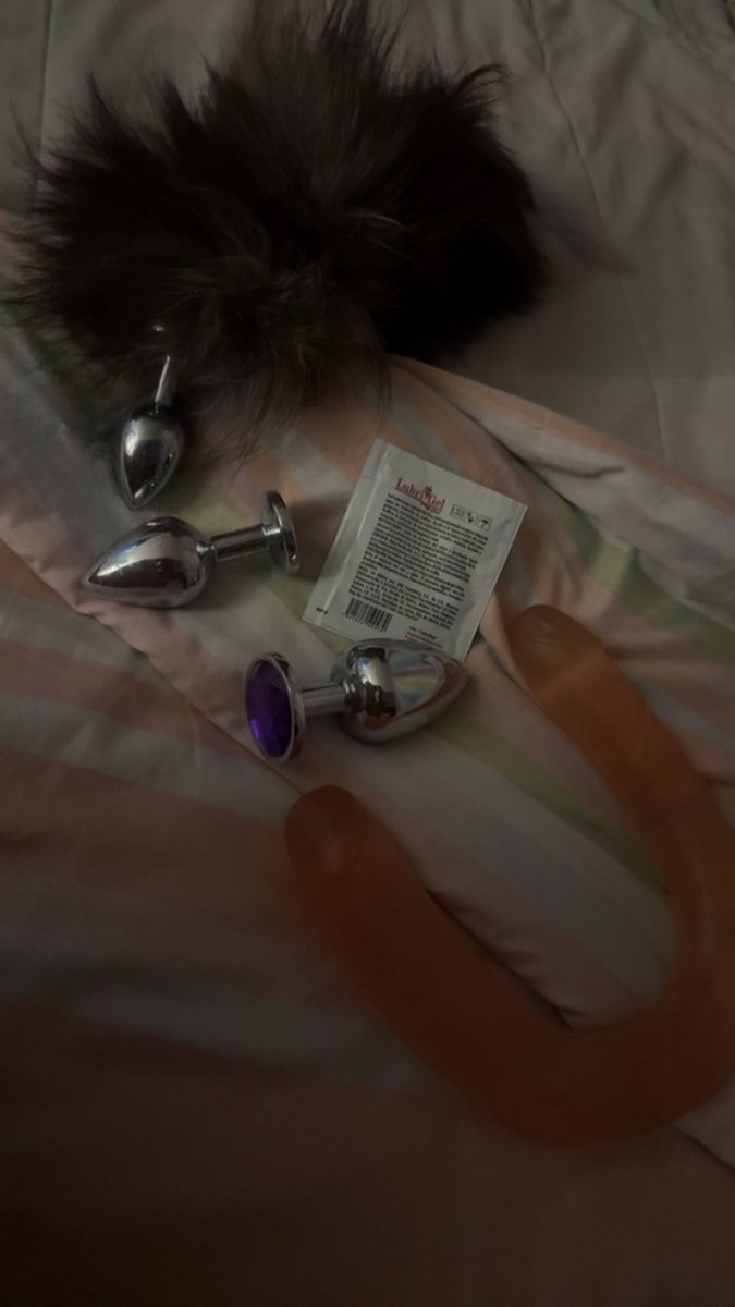 ShainaShanthal tweet media