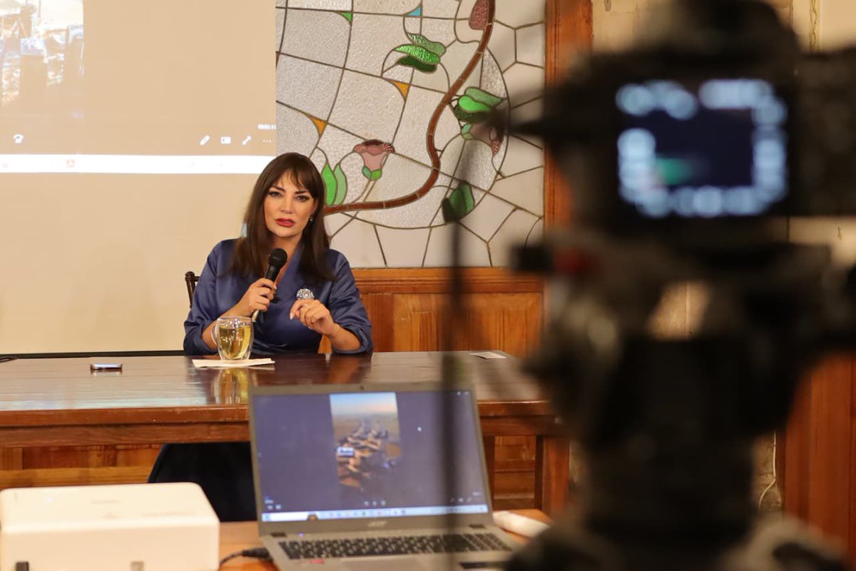 Omega Vázquez tweet media