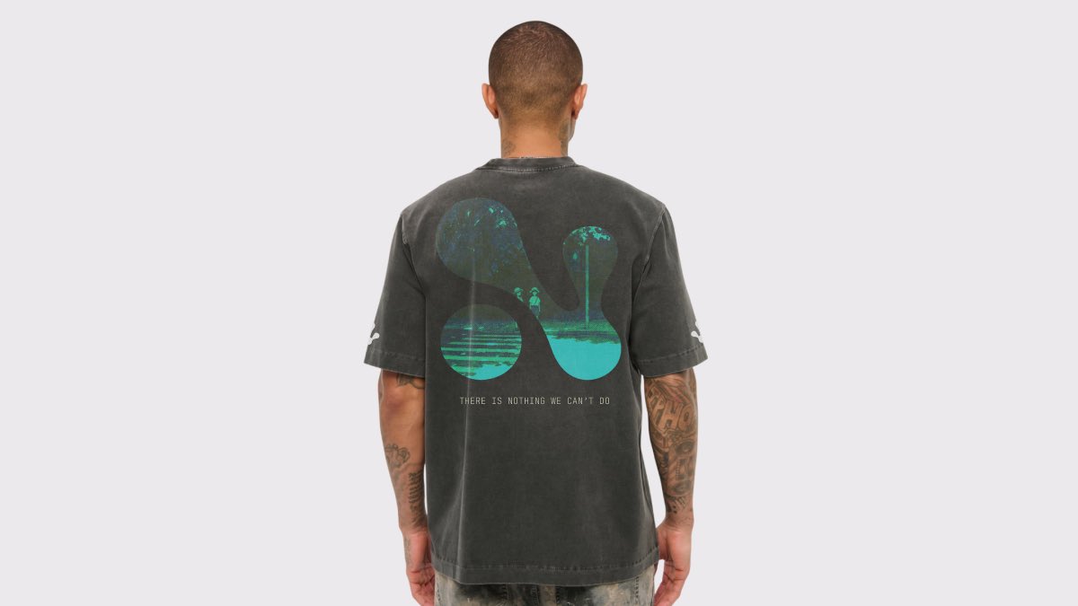 adrianhzu's tweet photo. Tech merch doesn’t have to suck. 

Today we’re changing that with Tech Merch Lab we can create, share and change the direction of merch within tech.

We aim to take action ourselves and bring more taste to tech. 

Wear your company, not your logo. Enjoy this weeks creation here for Taque Studios.