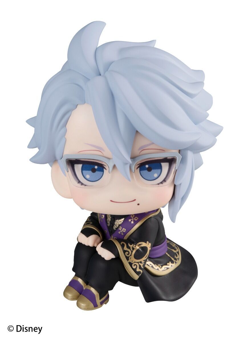 AitaiKuji's tweet image. ❤️ Featuring Leona, Azul &amp;amp; Riddle, they are now back as figurines in their adorable sitting pose!✨️ 

⬇️ Pre-order today!
🛒 buff.ly/KsGFBdn
📆 Release Date: October 2026

#twistedwonderland #twisted #rosehearts #kingscholar #ashengrotto