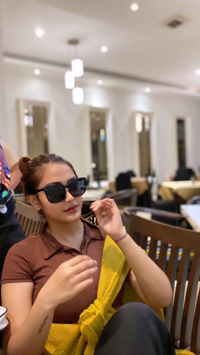 michoutinho's tweet photo. Happy Birthday cantik ￼￼￼😘😘 https://t.co/jQC6FjtJLu