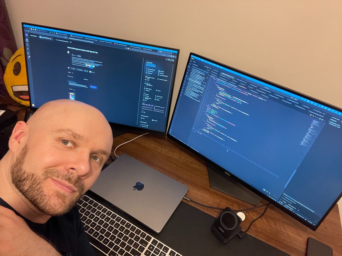 Martin Tale tweet media