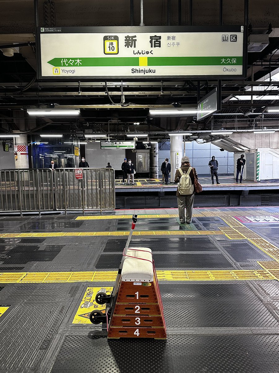 涼・タイラー tweet media