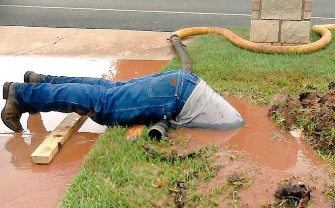 MatticusMoore's tweet photo. Levi in a puddle up to his waist on the construction site #TheApprentice https://t.co/9vDbOvaull