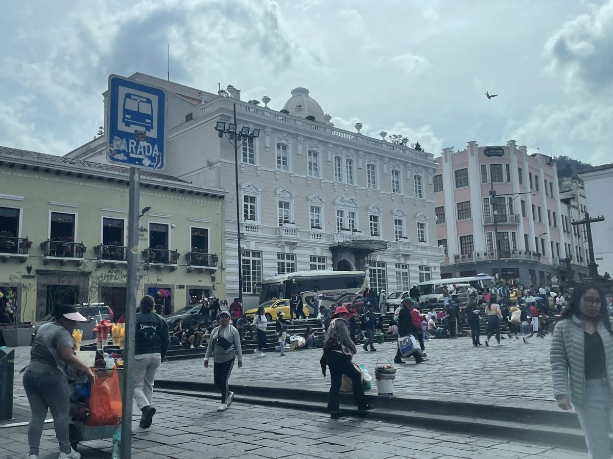 Ar2d2 🇪🇨 tweet media