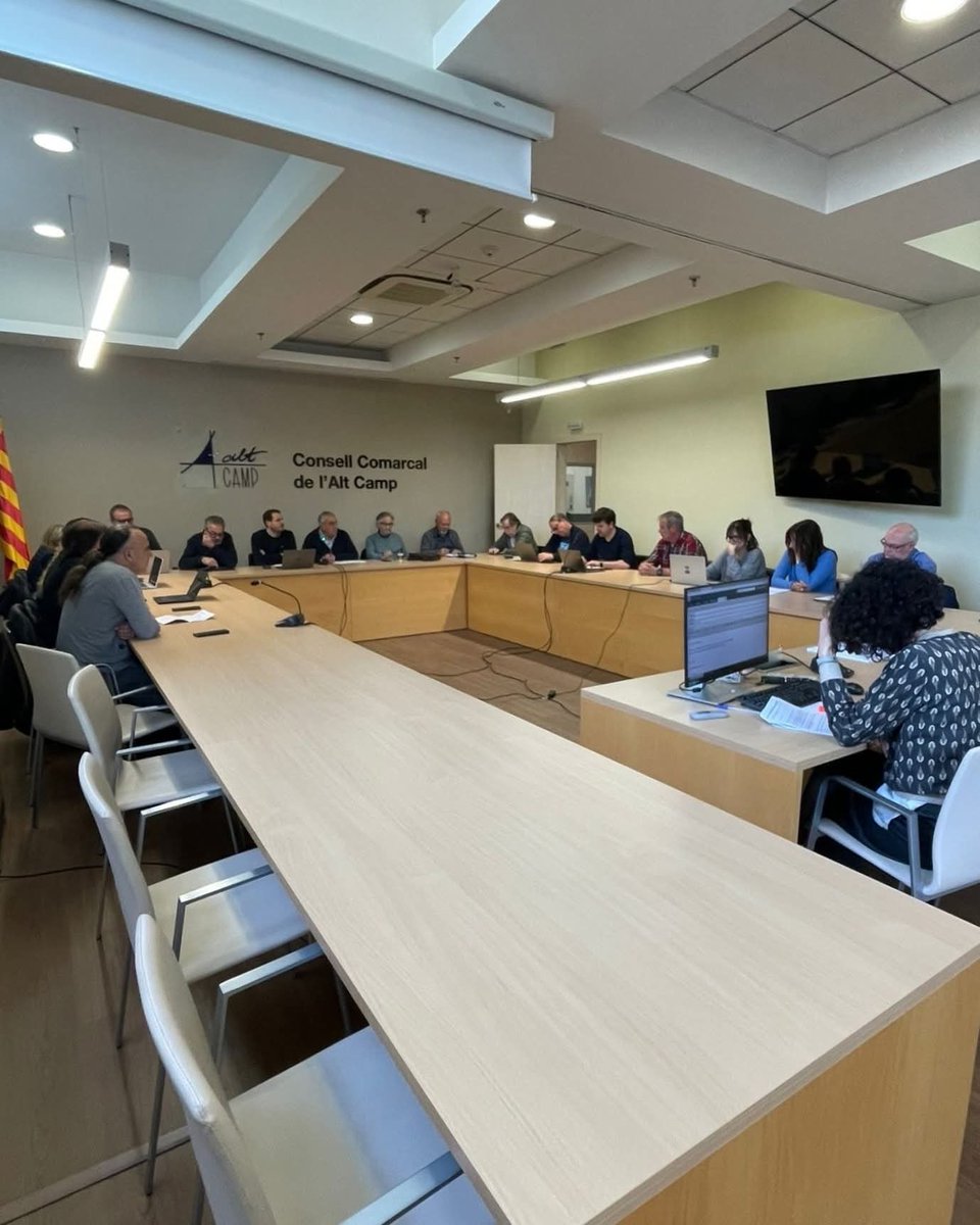 Ajuntament de Cabra del Camp tweet media