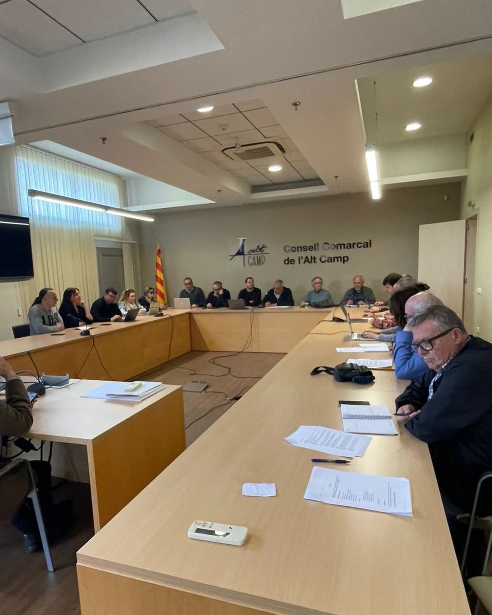 Ajuntament de Cabra del Camp tweet media
