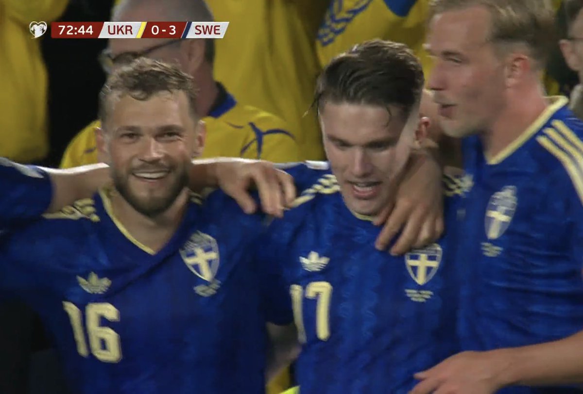 The Touchline | 𝐓 tweet media