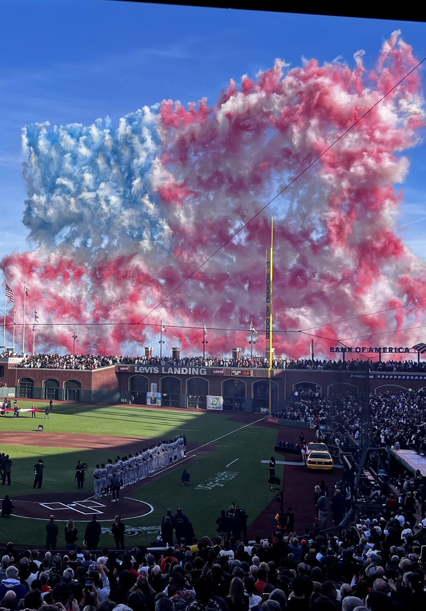 Betty Yu tweet media