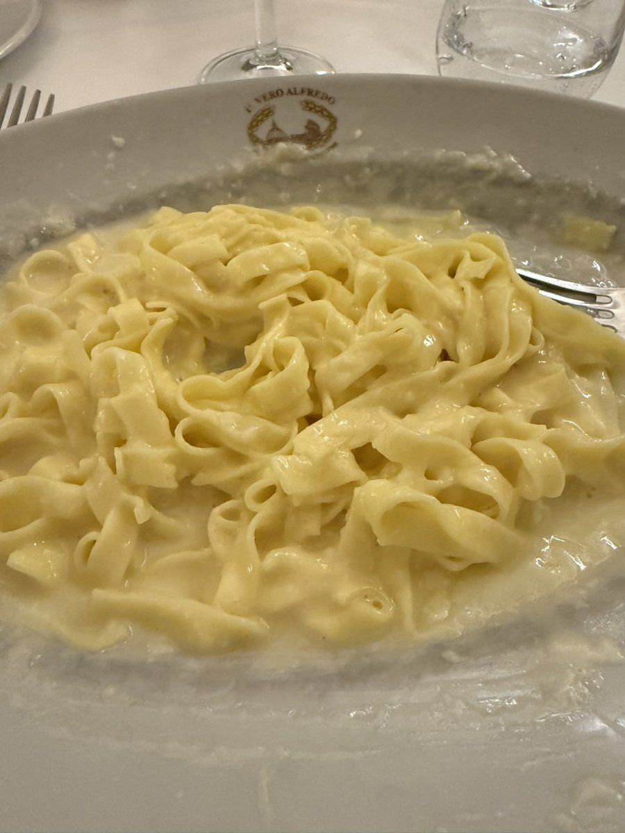 flammis-acribus tweet media