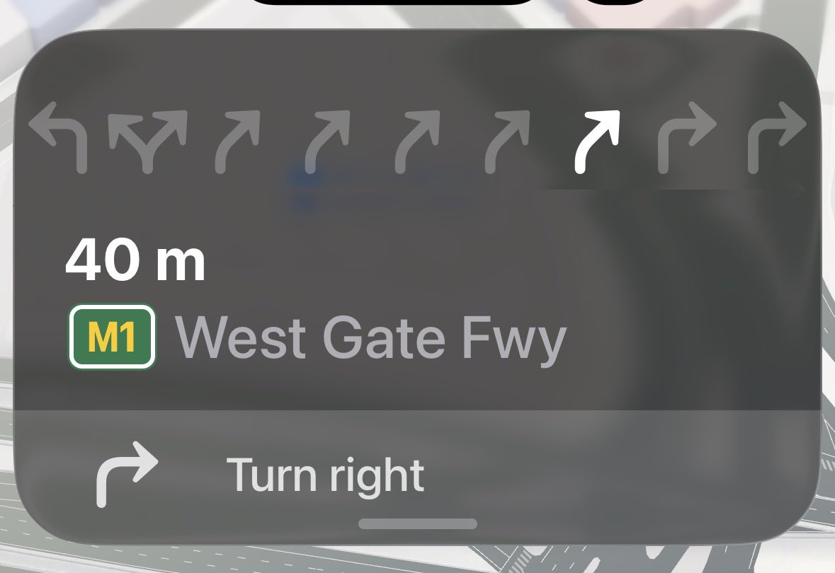 monashposting tweet media