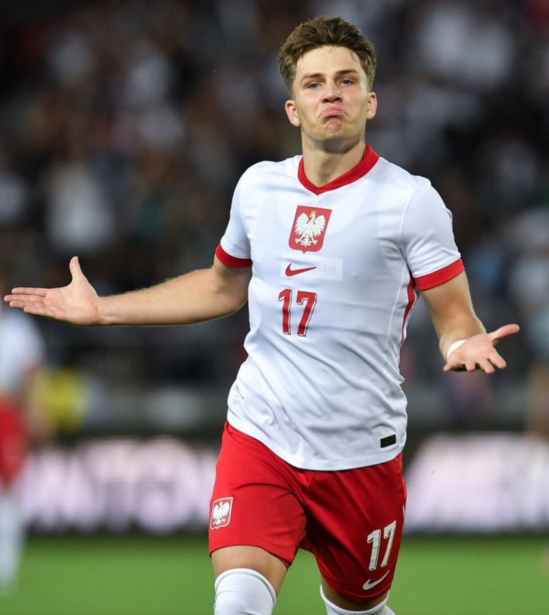 Rotten Apple tweet media