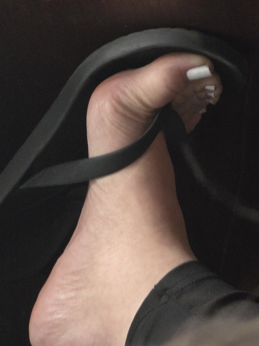 ToesAndTittys tweet media