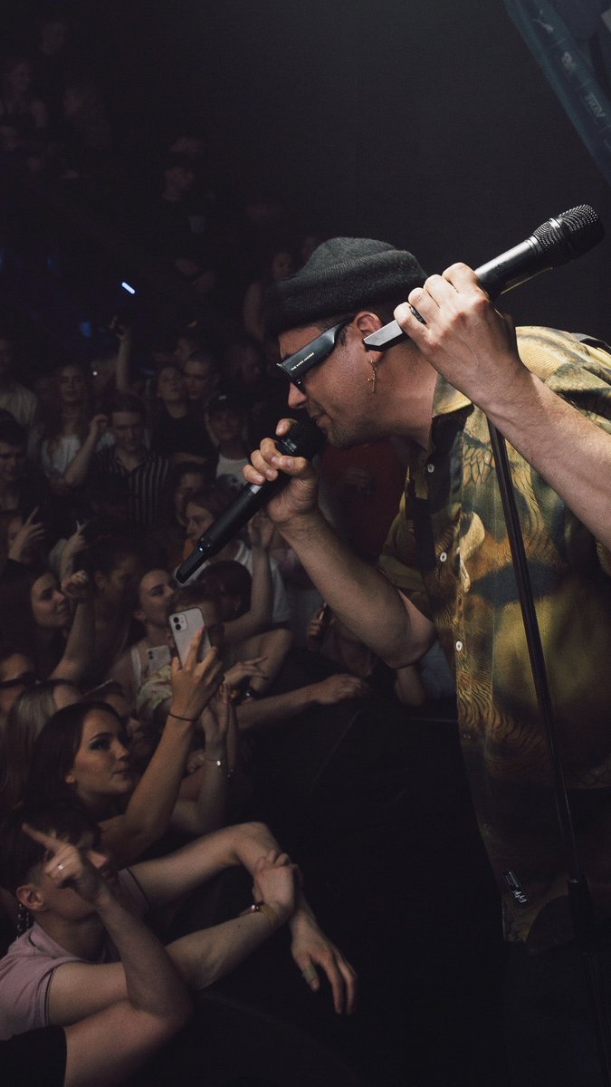 Simple Session tweet media