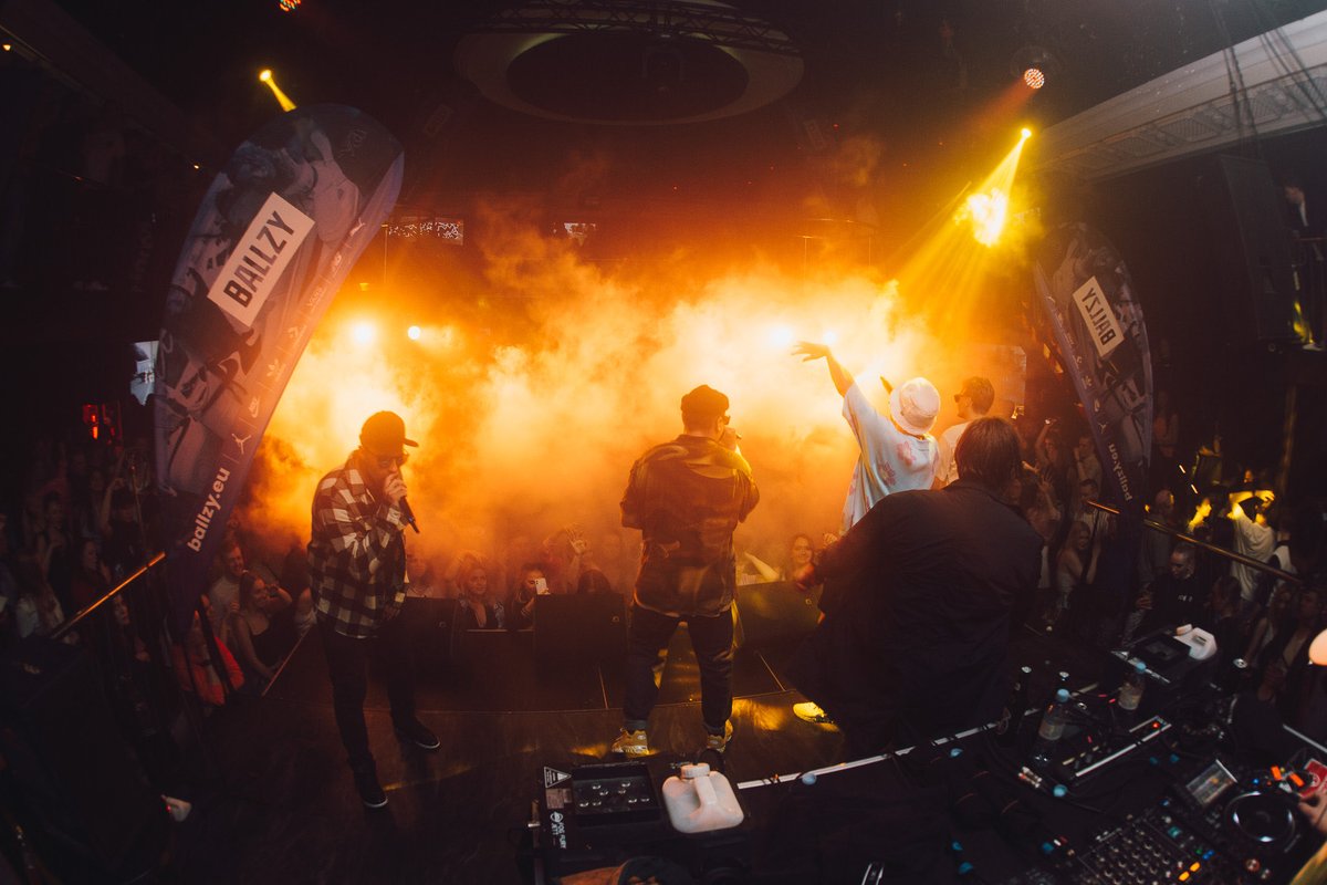 Simple Session tweet media