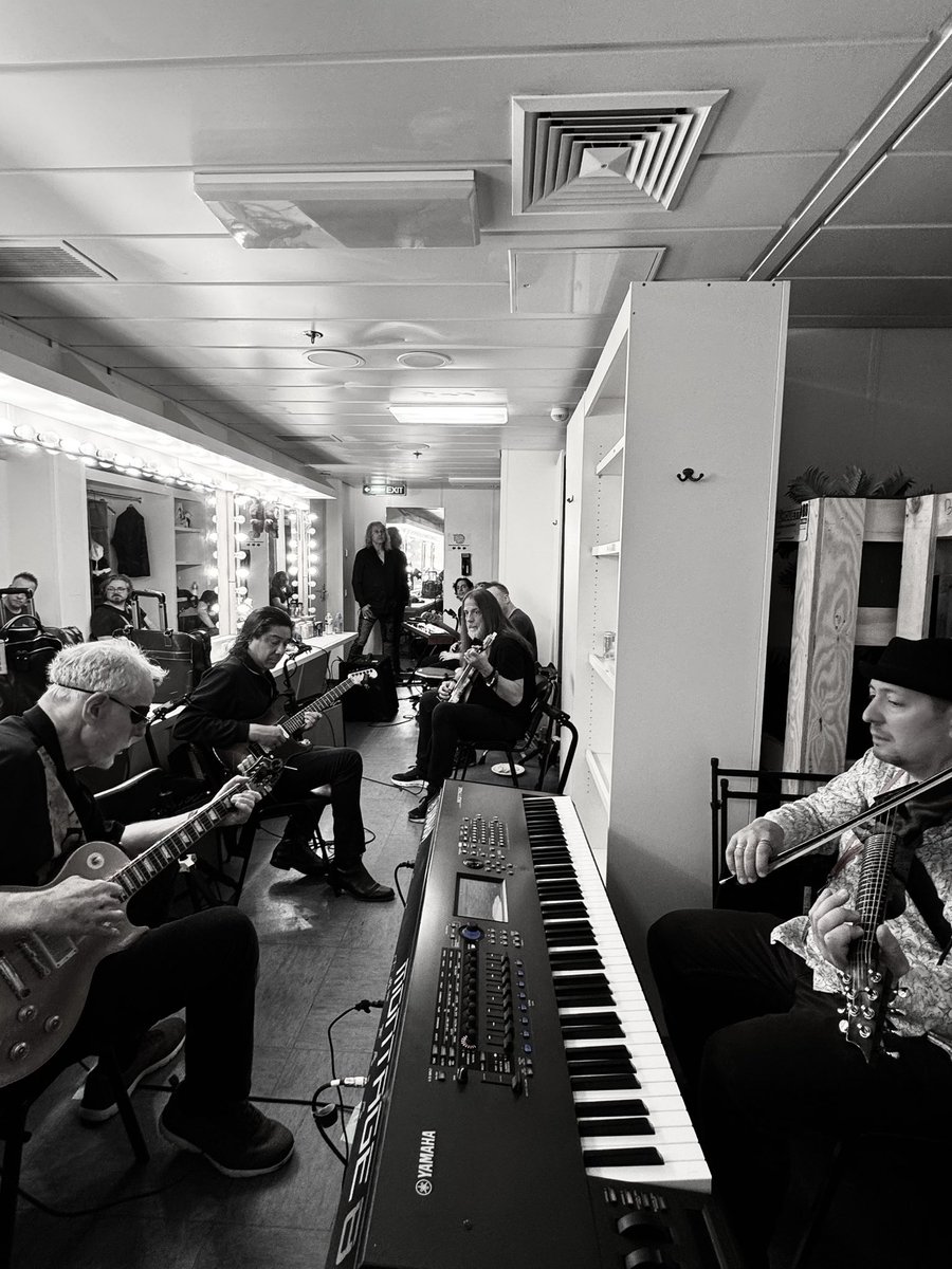 KansasBand's tweet photo. Backstage rehearsal before tonight’s show on the 70’s Rock &amp; Romance Cruise. https://t.co/sVrJ9Eea8F