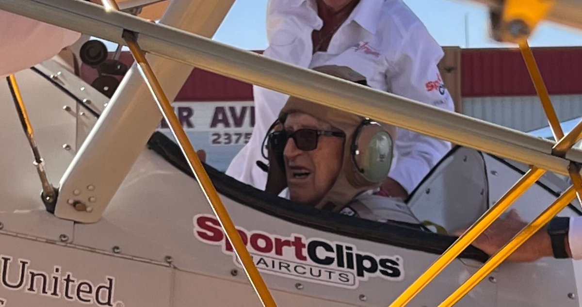 VFWHQ's tweet photo. This morning, we had the great honor of attending the milestone 8,000th Dream Flight, marking the kickoff of the 2026 @DreamFlightsOrg Tour! 🛩️ 101-year-young Navy veteran James Childers led the way, taking to the skies first, followed by seven fellow veterans from WWII, the Korean War and the Vietnam War. A meaningful tribute to the service, sacrifice and lasting legacy of these American heroes - it's a day we won’t soon forget. 🇺🇸