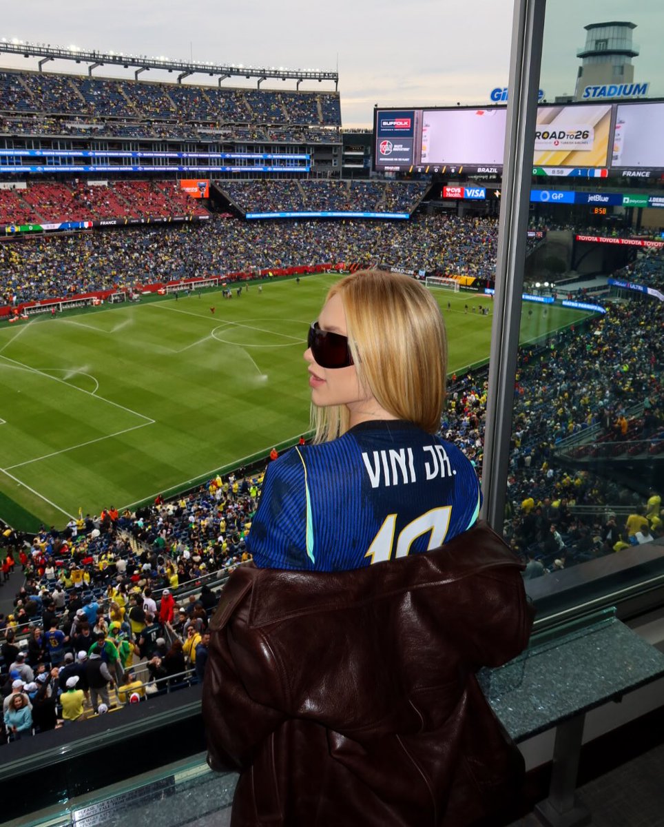 Hanna 🖤 tweet media