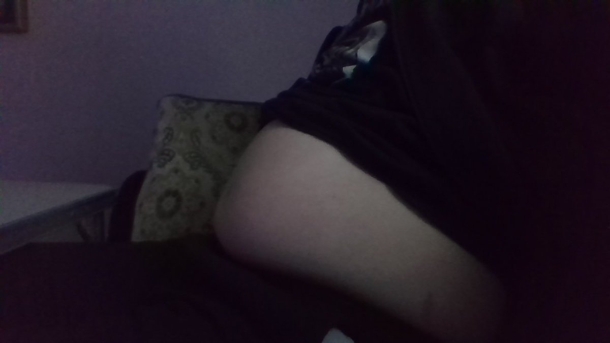 furry tummy tweet media