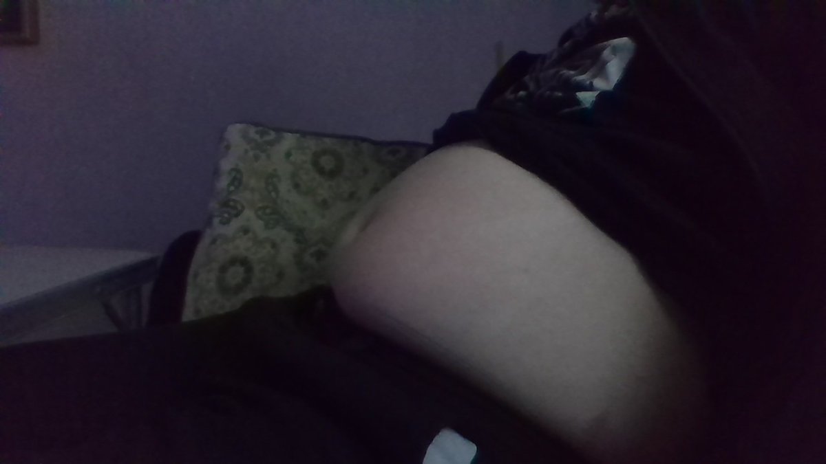 furry tummy tweet media
