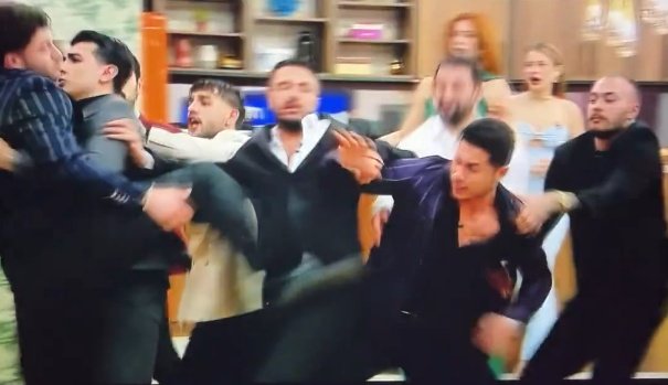 yağmur♡ tweet media