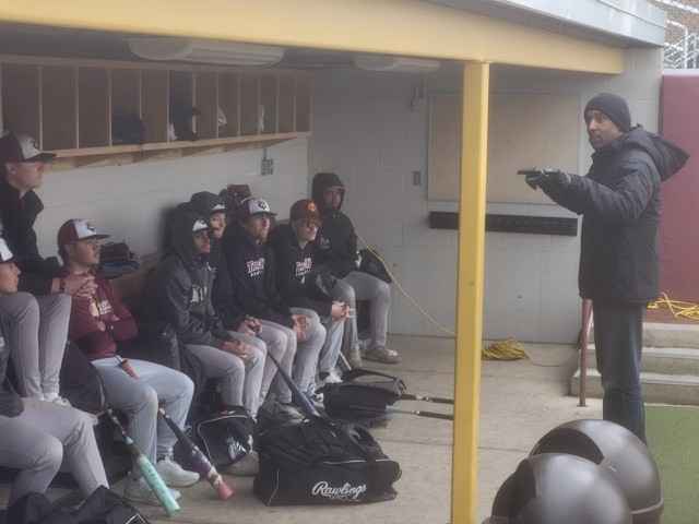 tritonalumni's tweet photo. Triton royalty is back!  Trojans legend and former MLB star Lance Johnson returned to campus for the Triton College Alumni &amp; Friends Reunion. He stopped by practice to talk with the team.
Reunion at the Ballpark is TOMORROW at 6 PM at Symonds‑Puckett Field. Don’t miss it! https://t.co/aM1MeZfo5j