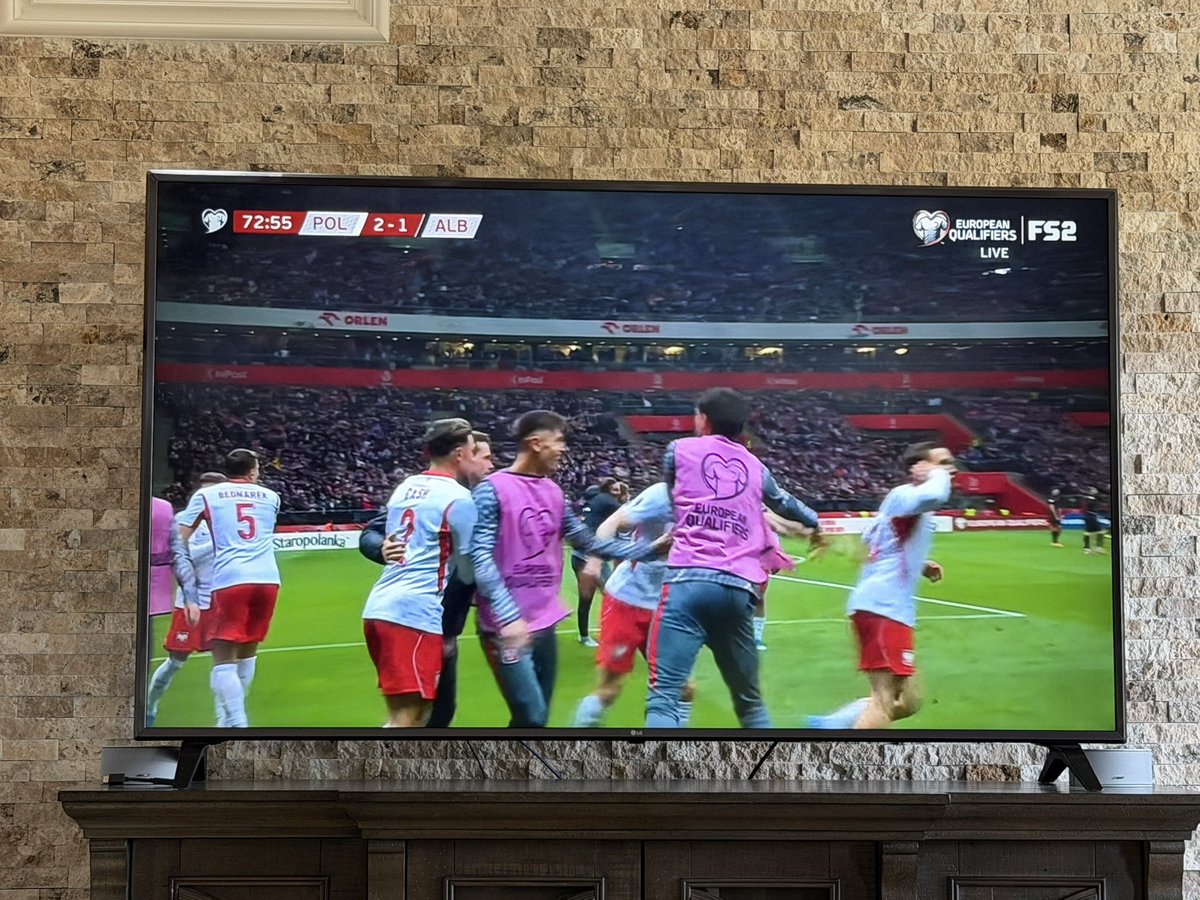 Peter Moore tweet media