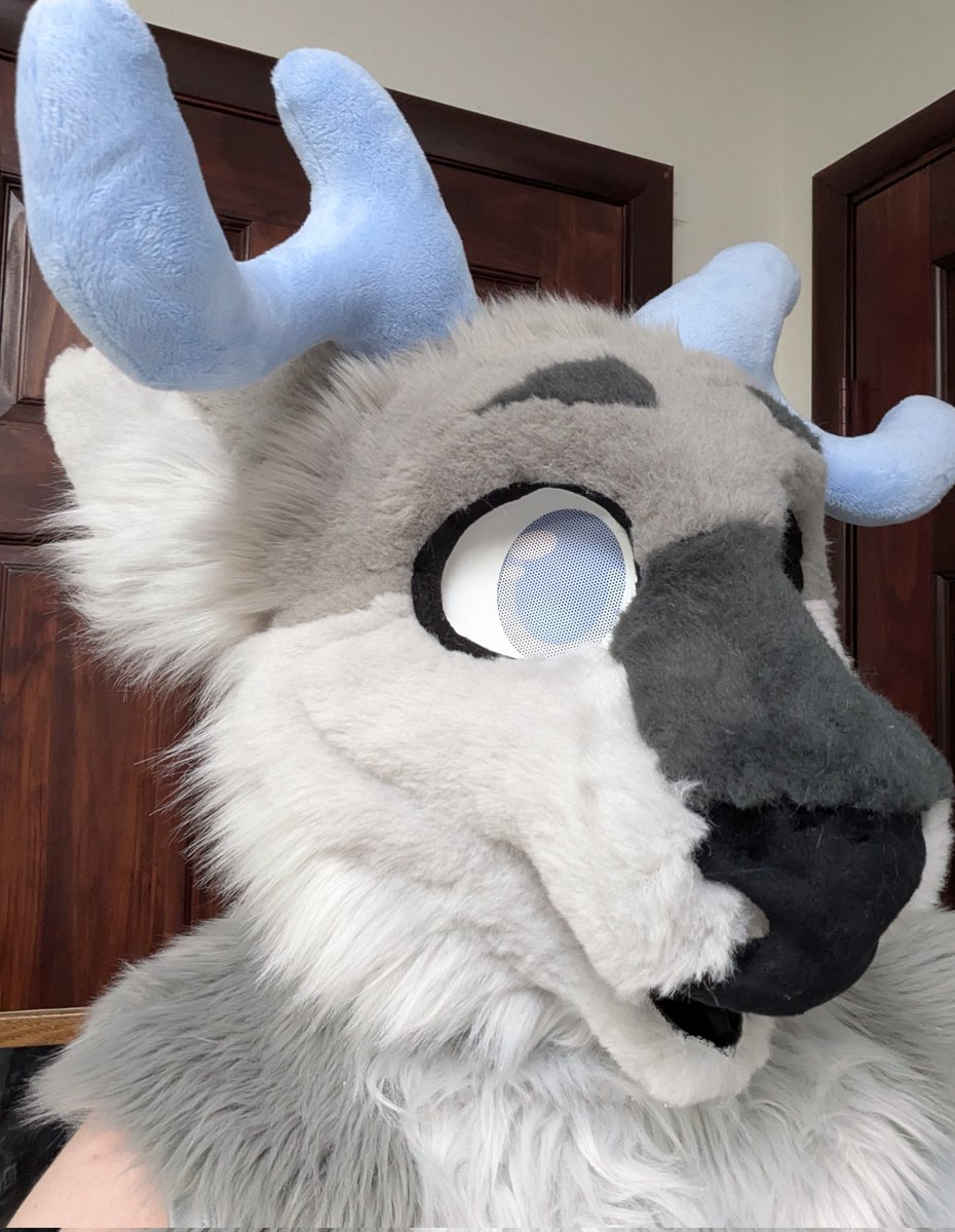 OMNI fursuits tweet media