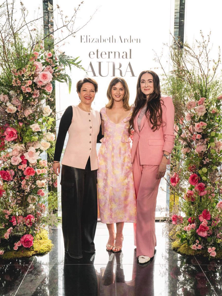 Leighton Meester Daily tweet media